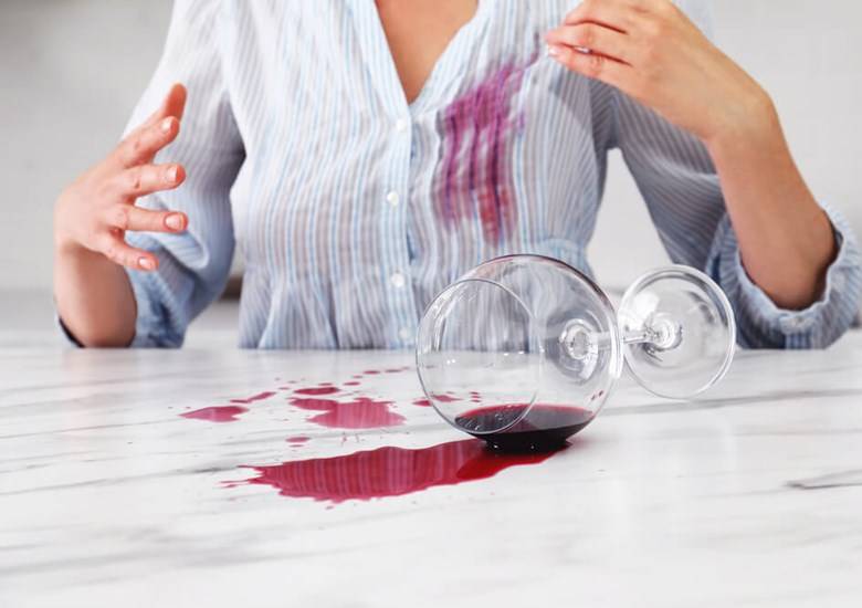 Şarap Lekesi Nasıl Çıkar